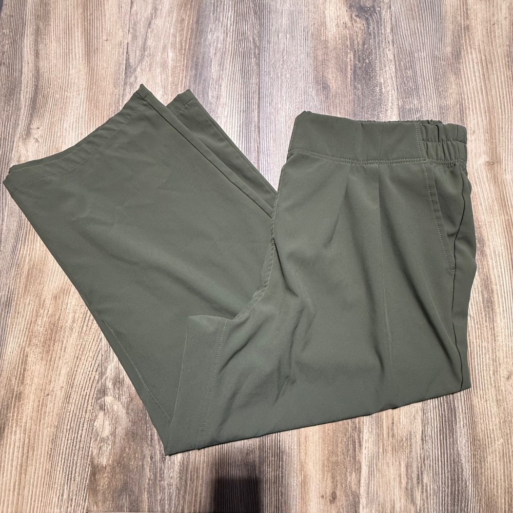 KAVU Wide Leg capri Pants Olive Green Performance Gorpcore